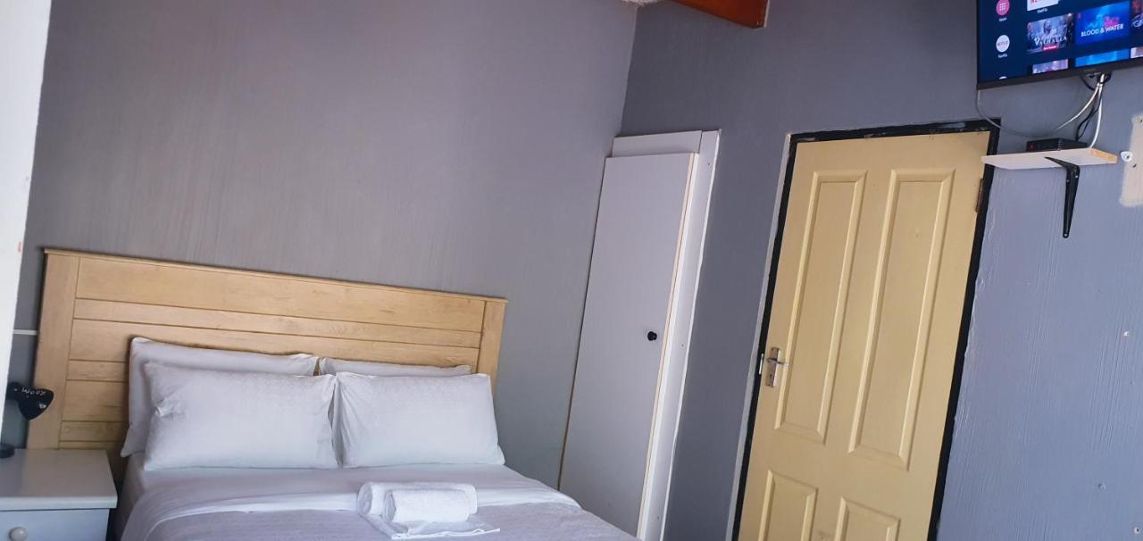 Sweet Home39 Guest House Summerstrand Port Elizabeth Dış mekan fotoğraf
